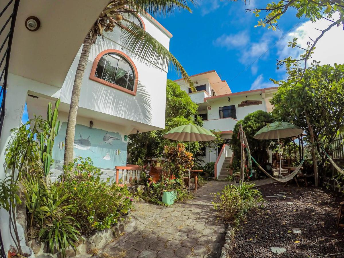 Casa De Nelly Hotel Пуерто Бакерисо Морено Екстериор снимка