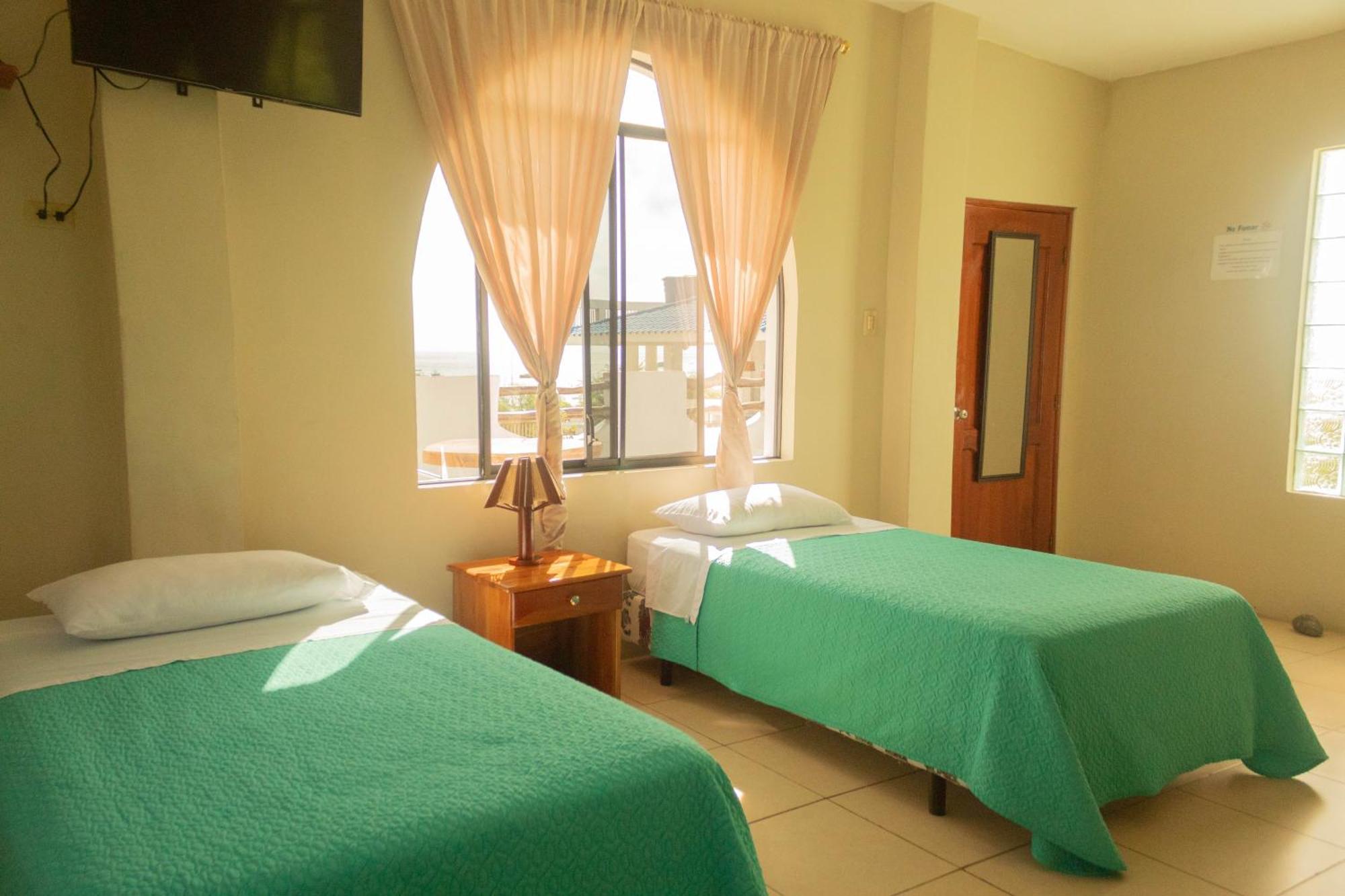 Casa De Nelly Hotel Пуерто Бакерисо Морено Екстериор снимка