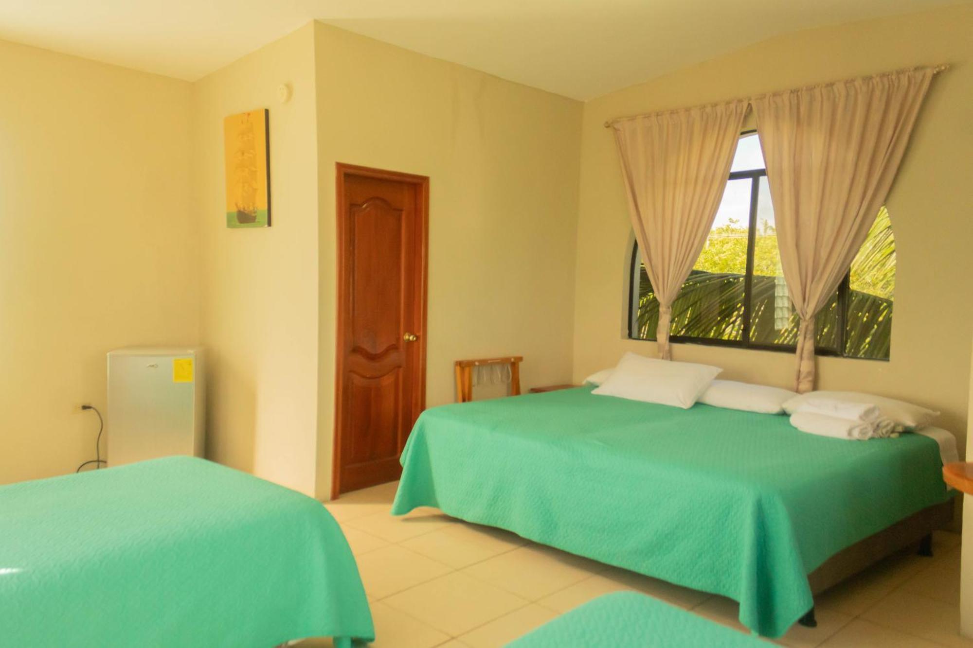 Casa De Nelly Hotel Пуерто Бакерисо Морено Екстериор снимка
