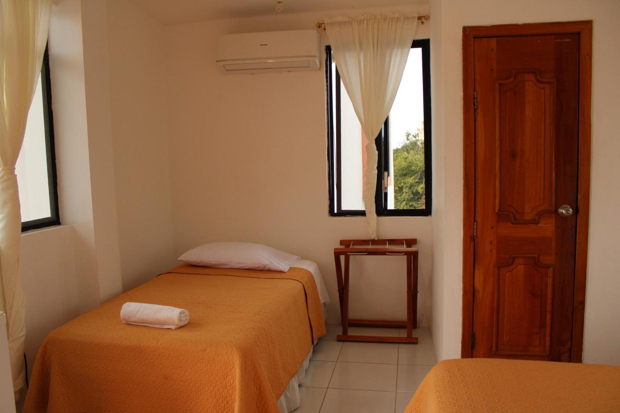 Casa De Nelly Hotel Пуерто Бакерисо Морено Екстериор снимка