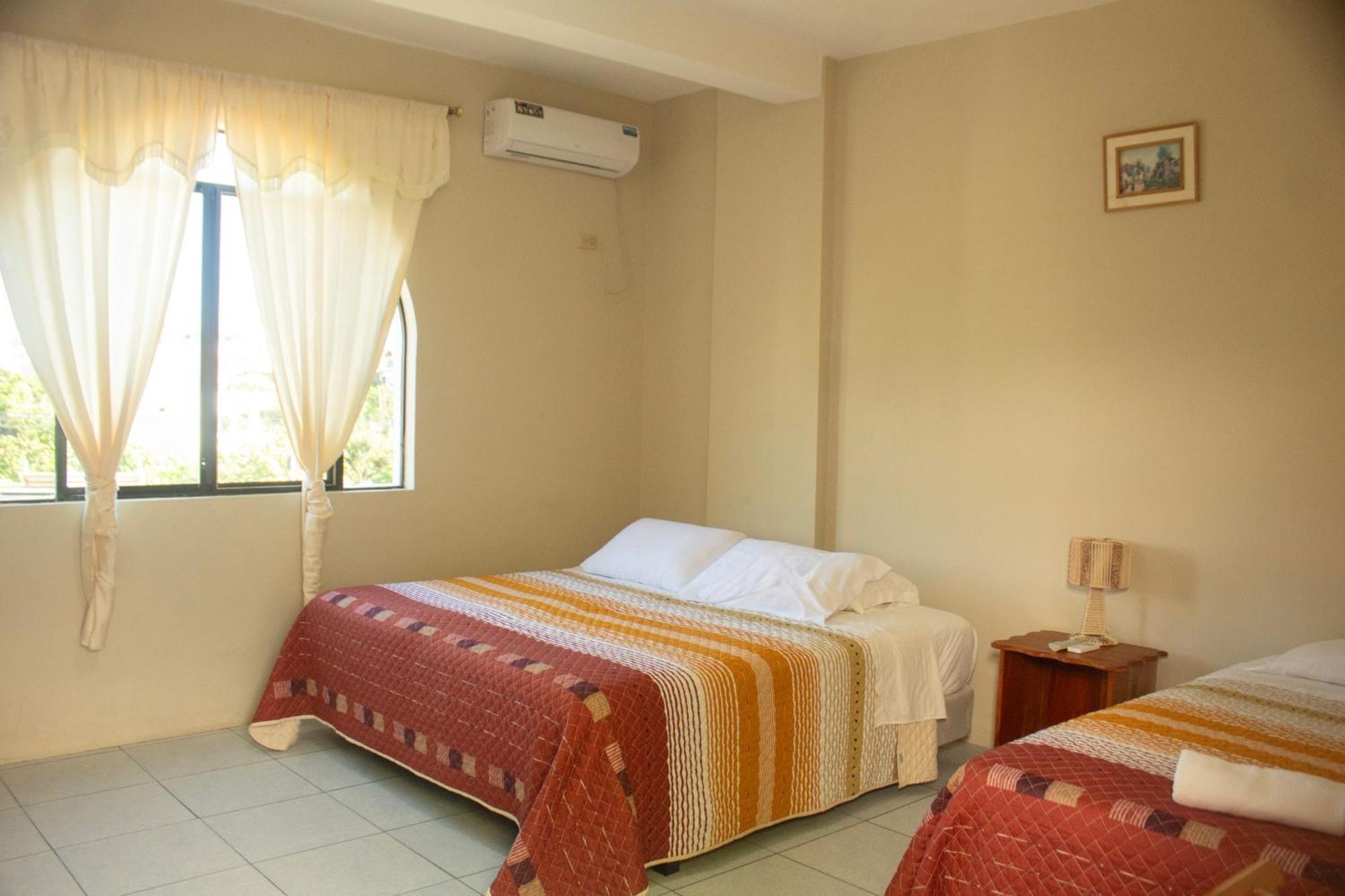 Casa De Nelly Hotel Пуерто Бакерисо Морено Екстериор снимка